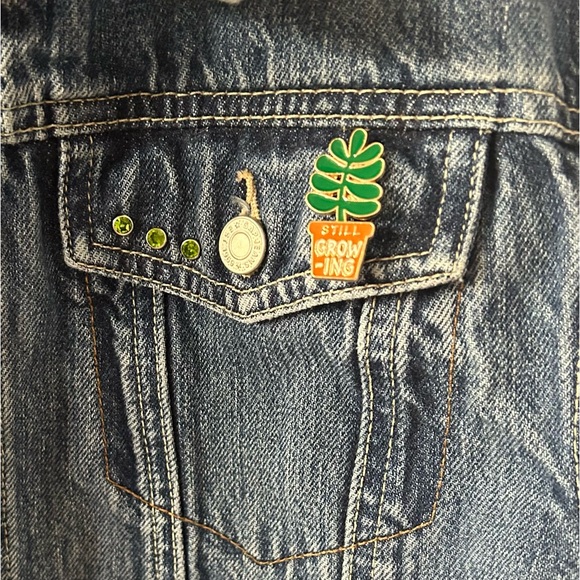 Customized Gap Jean Jacket - Picture 3 of 5